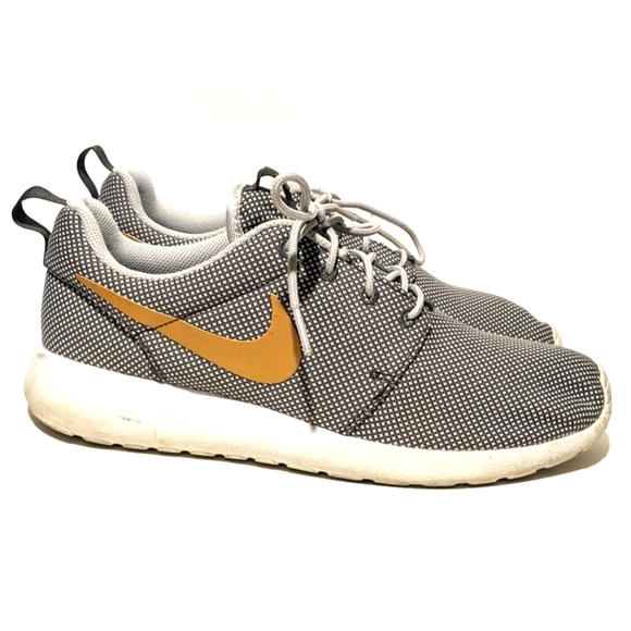 Nike Roshe One Anthracit Metallic Gold Wolf Grey Running Training Sneakers S 9.5 - Picture 3 of 9
